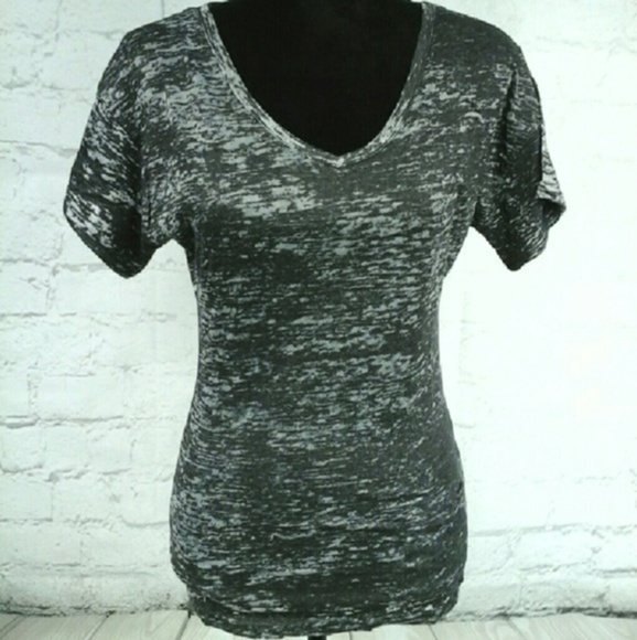 Red Berry Tops - Stylish Charcoal Short Sleeve Top